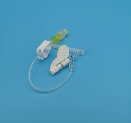 24G 	Schmetterlingsähnliche gelbe pädiatrische neugeborene Infusion des Wegwerf-Cannula-IV