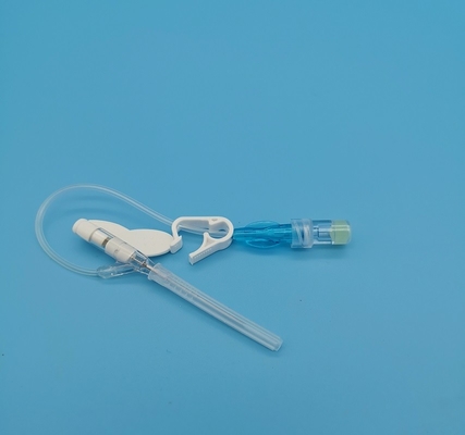 Cannula-22G schmetterlingsähnliche Routineinfusion des Wegwerf-IV für die Erwachsenen blau